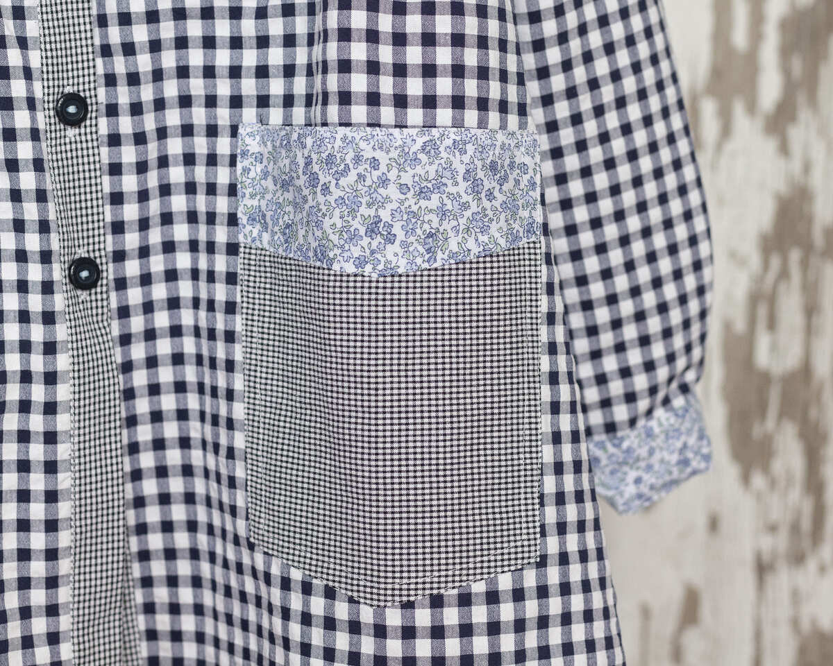 AMANTALA-CORAZONES-MAESTRA-MARINO-BOLSILLO-BAJA