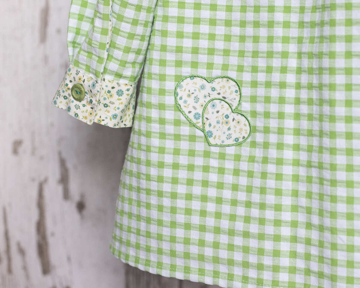 AMANTALA-CORAZONES-MAESTRA-VERDE-HIERBA-CORAZON-BAJA