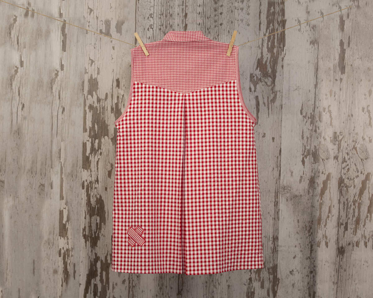 AMANTALA-COWBOY-PLIEGUE-MAESTRO-SIN-MANGAS-VICHY-ROJO-ESPALDA