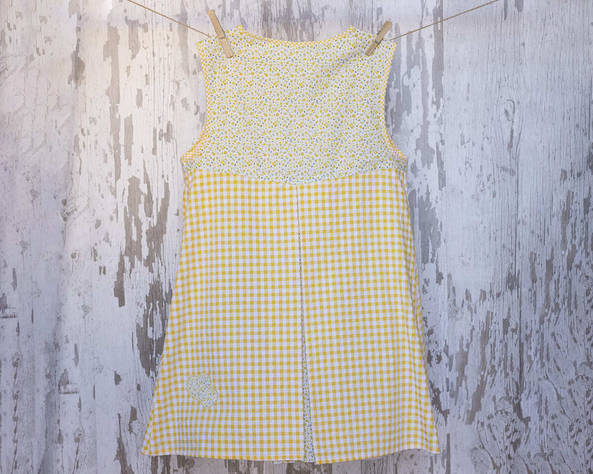 AMANTALA-PICHI-CREMALLERA-LIMON-ESPALDA-BAJA