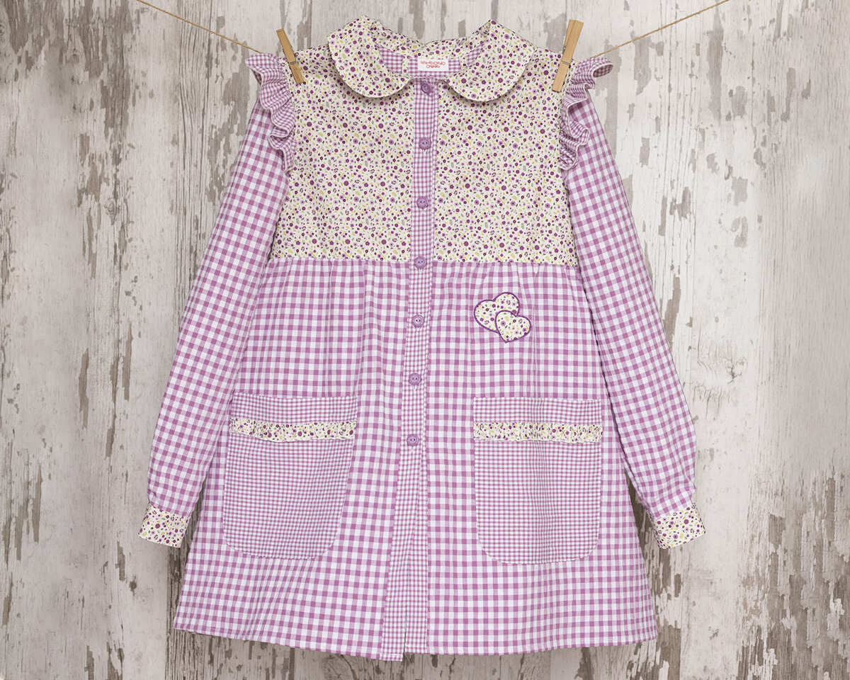 Bata de maestra amantala volantes lila manga larga