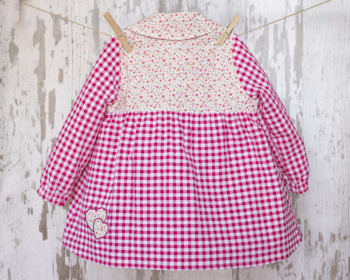 AMANTALA-CORAZONES-FUCSIA-ESPALDA-BAJA