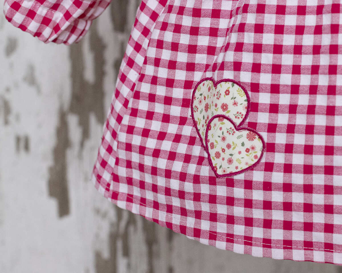 AMANTALA-VOLANTES-FUCSIA-NUEVA-2-CORAZONES-BAJA